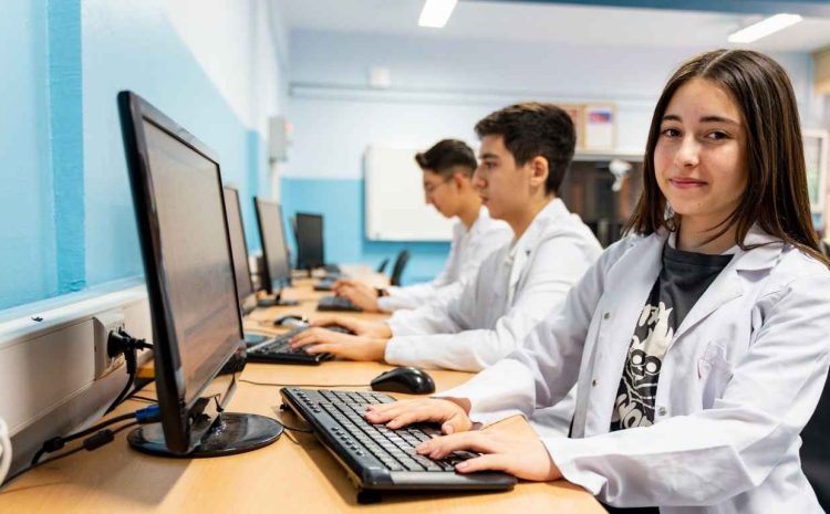 Quality Computer Education in Vallioor